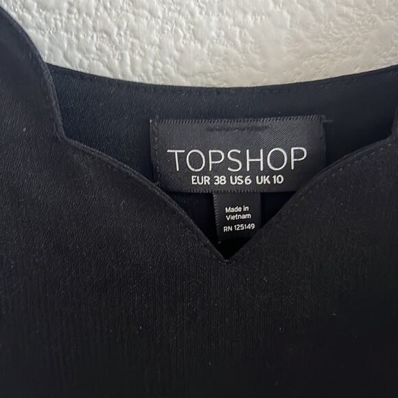 TopShop Black Scalloped Cami Tank Contemporary Preppy US 6 - Picture 2 of 4